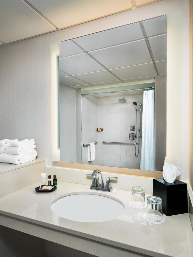 Sheraton Memphis Downtown Hotel Buitenkant foto